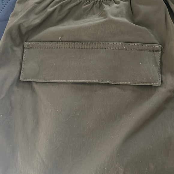 Brand New: H&M Joggers (slim fit). - Picture 6 of 6